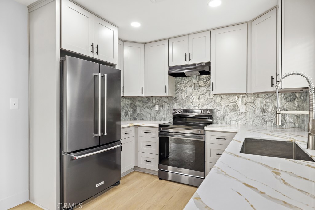 111 W Whitcomb Avenue