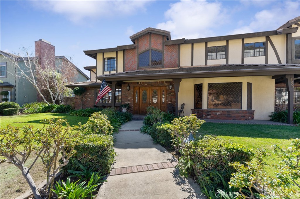1200 Saga Street