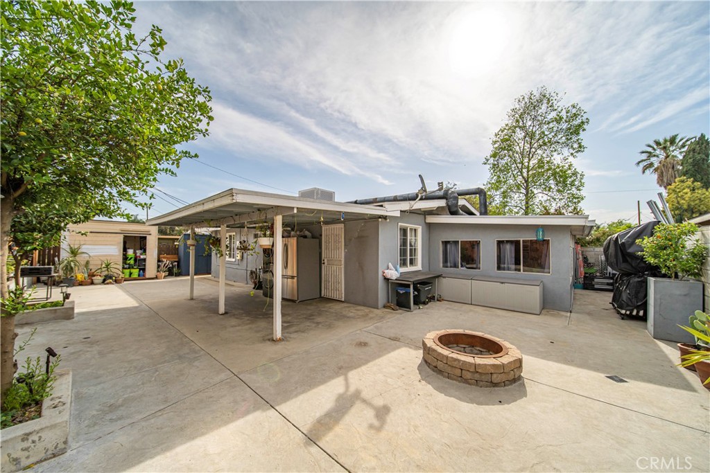 226 N Twintree Avenue