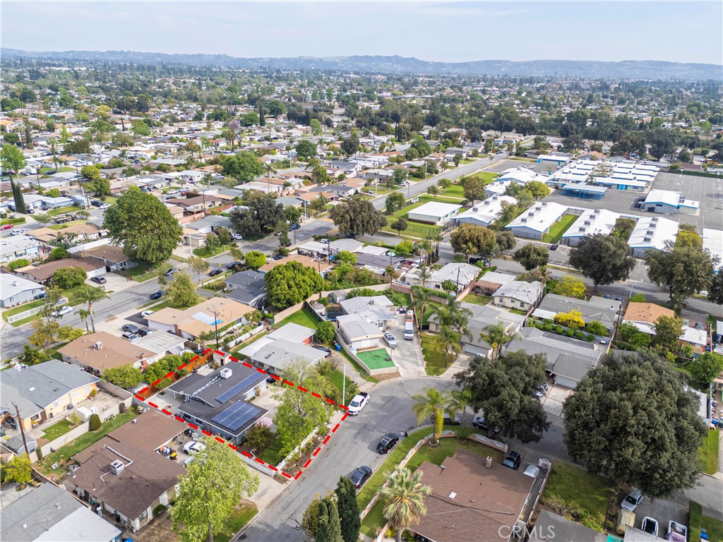226 N Twintree Avenue