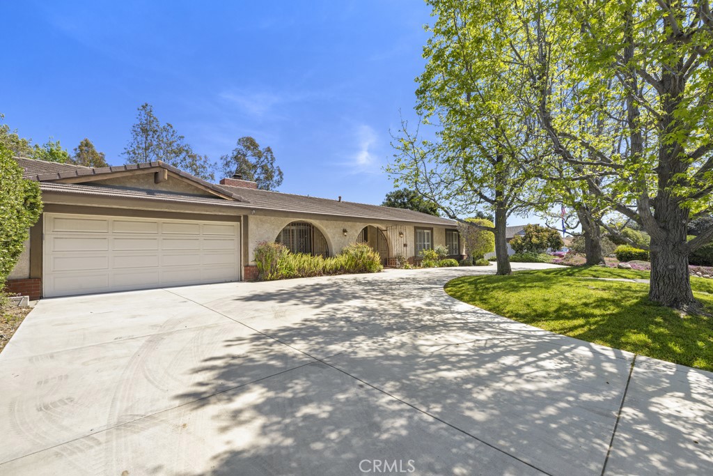 368 N Valley Center Avenue