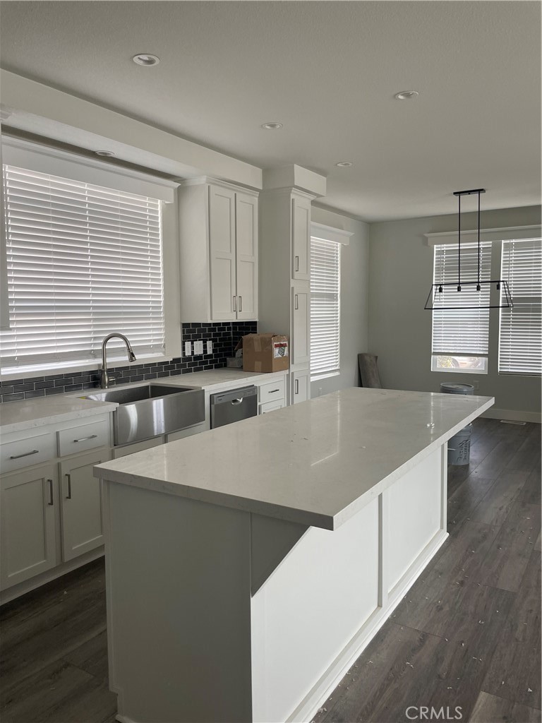 4095 Fruit Street 228