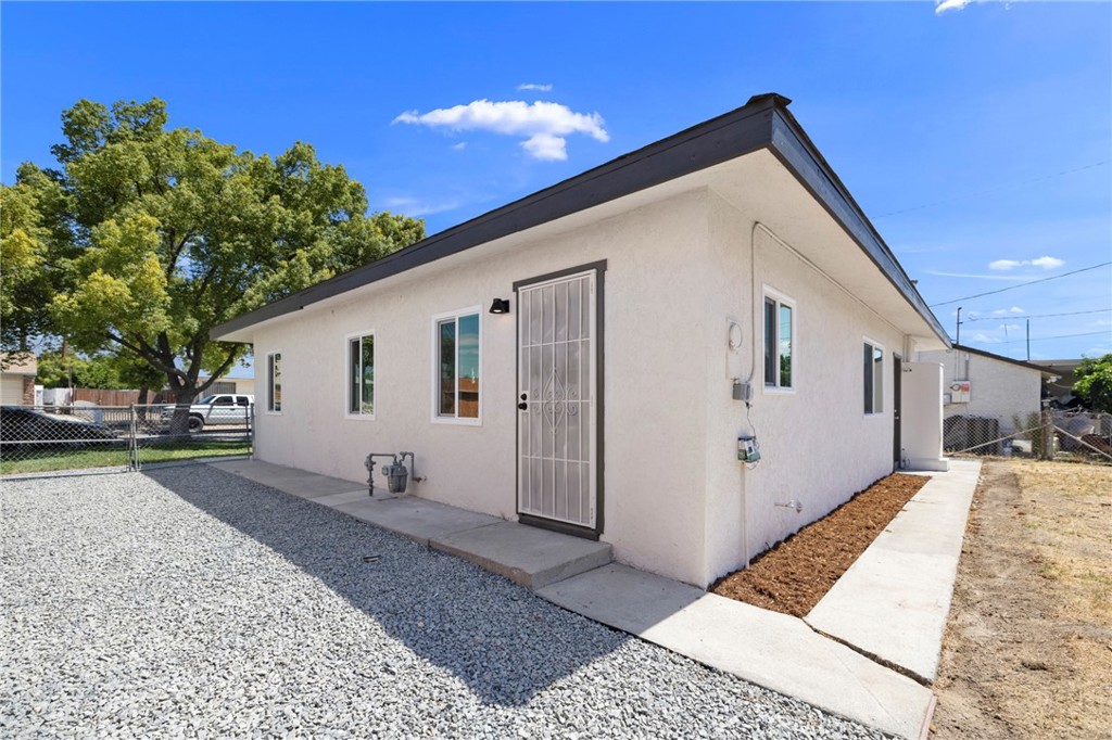 1693 Vine Street