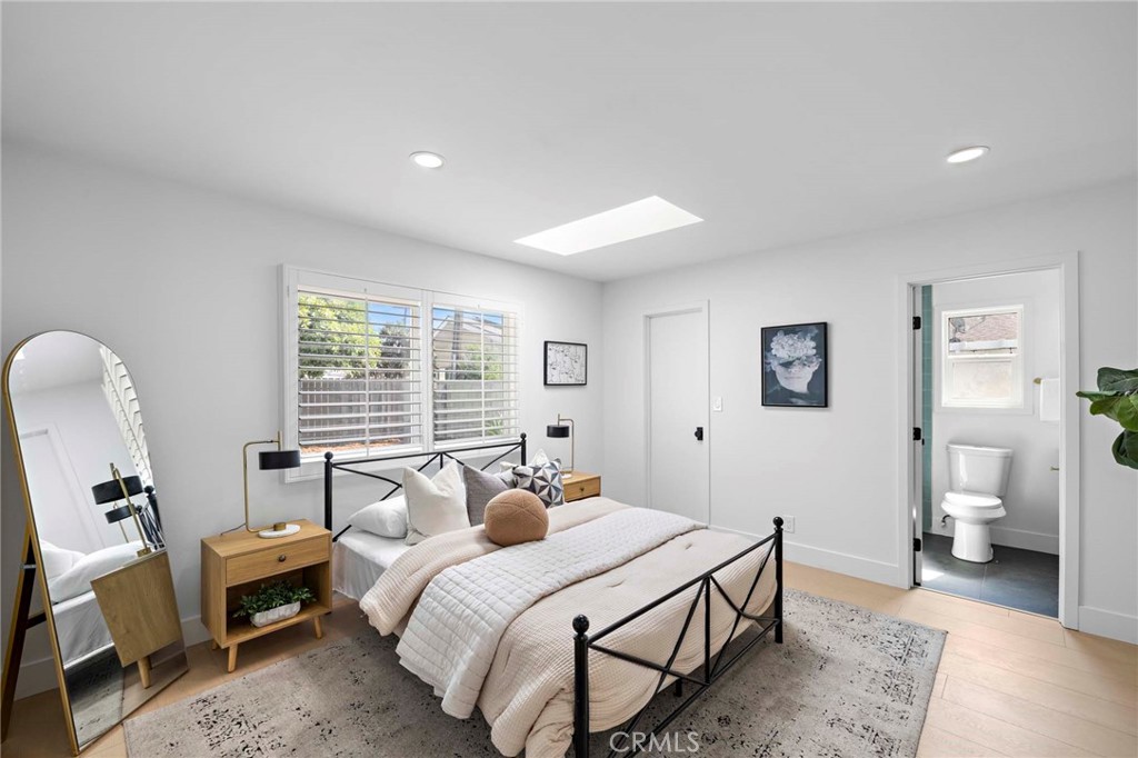 1239 W Cassidy Street