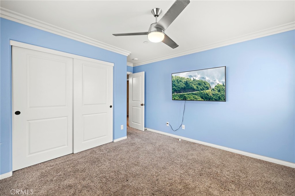 1561 Kensington