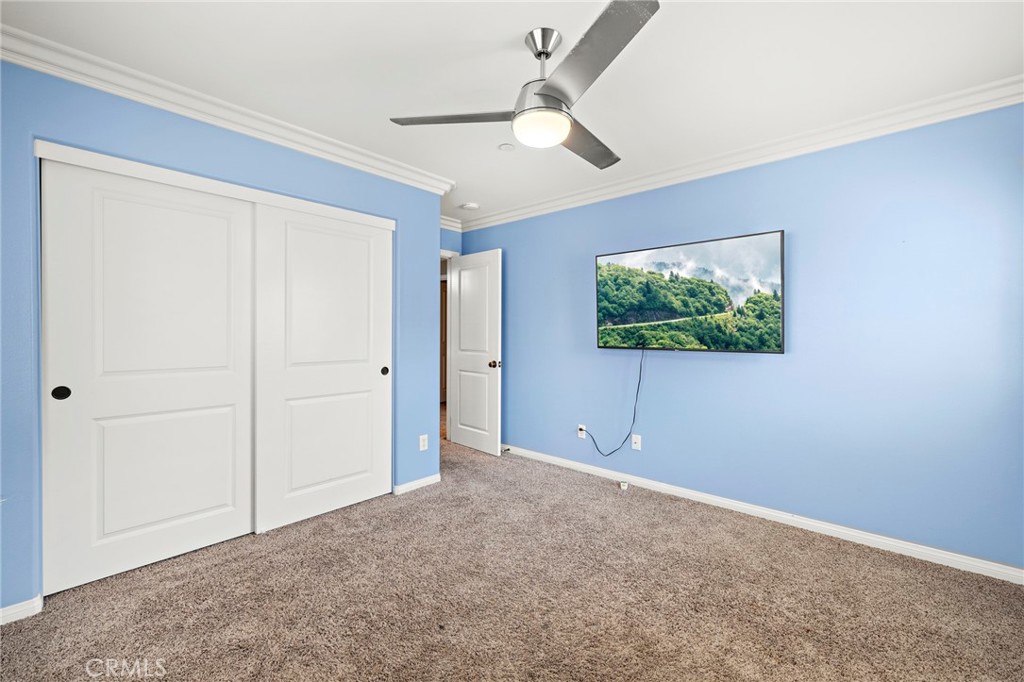 1561 Kensington