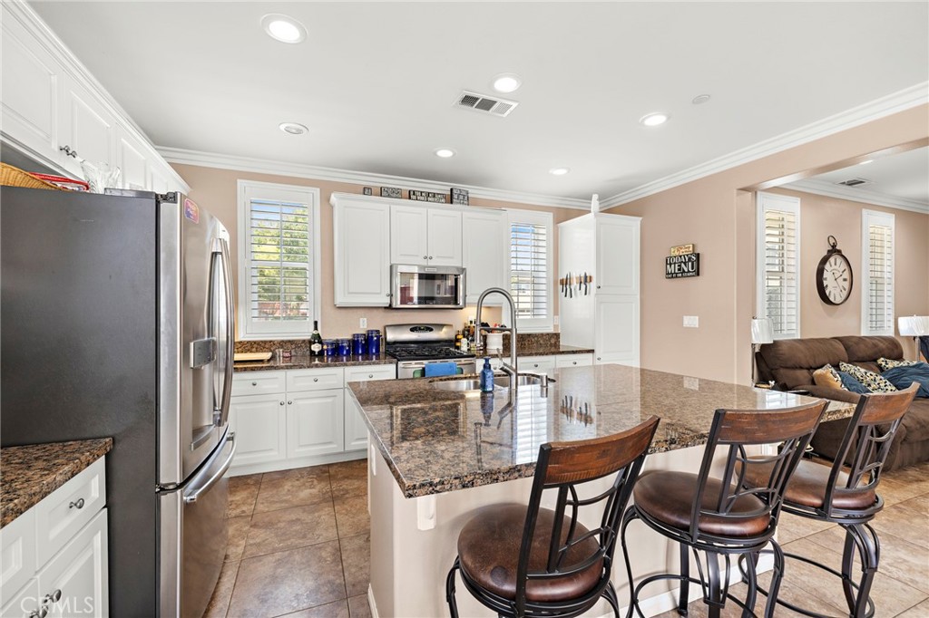 1561 Kensington