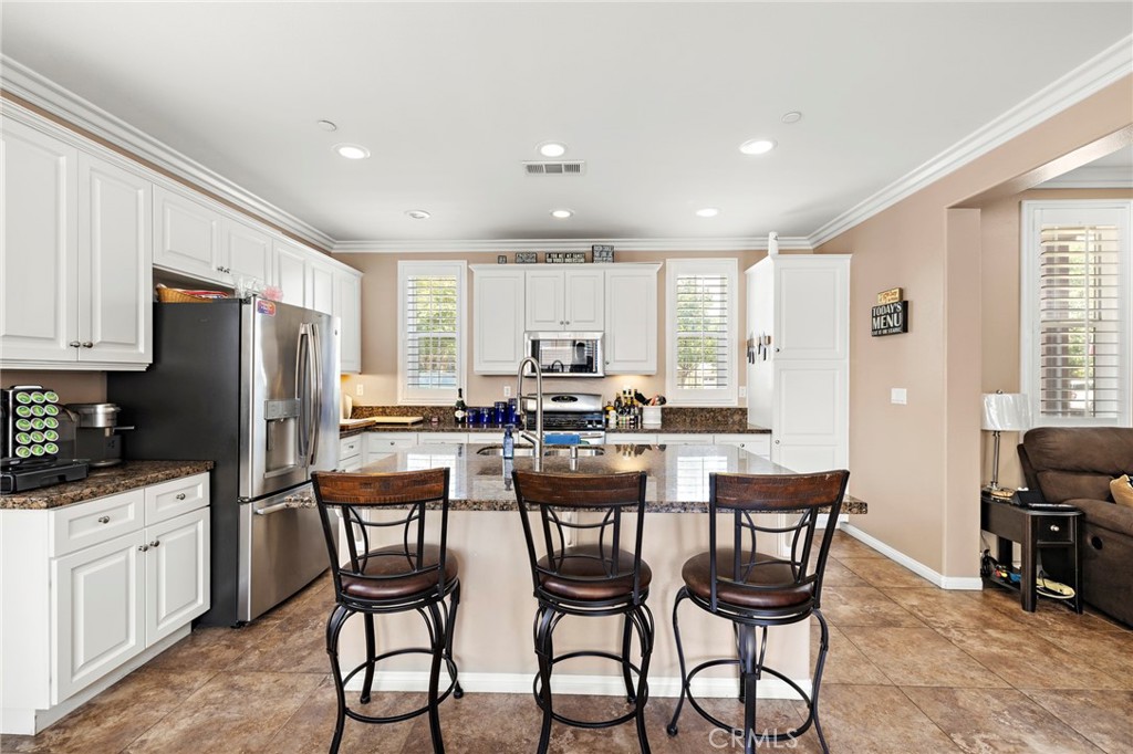 1561 Kensington