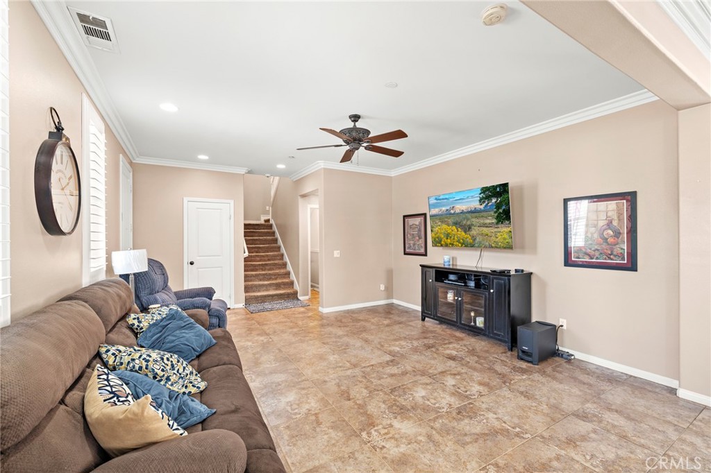 1561 Kensington