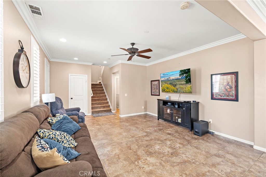 1561 Kensington
