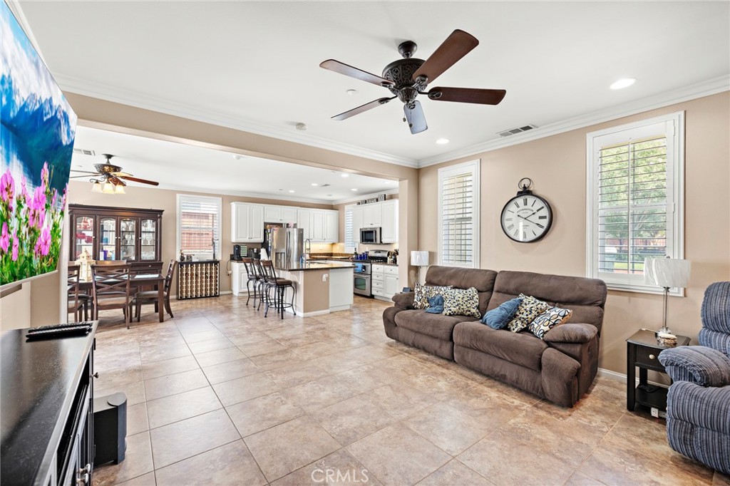 1561 Kensington