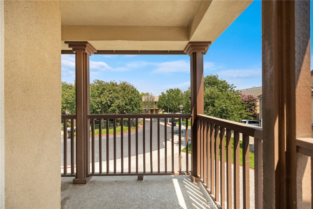 1561 Kensington