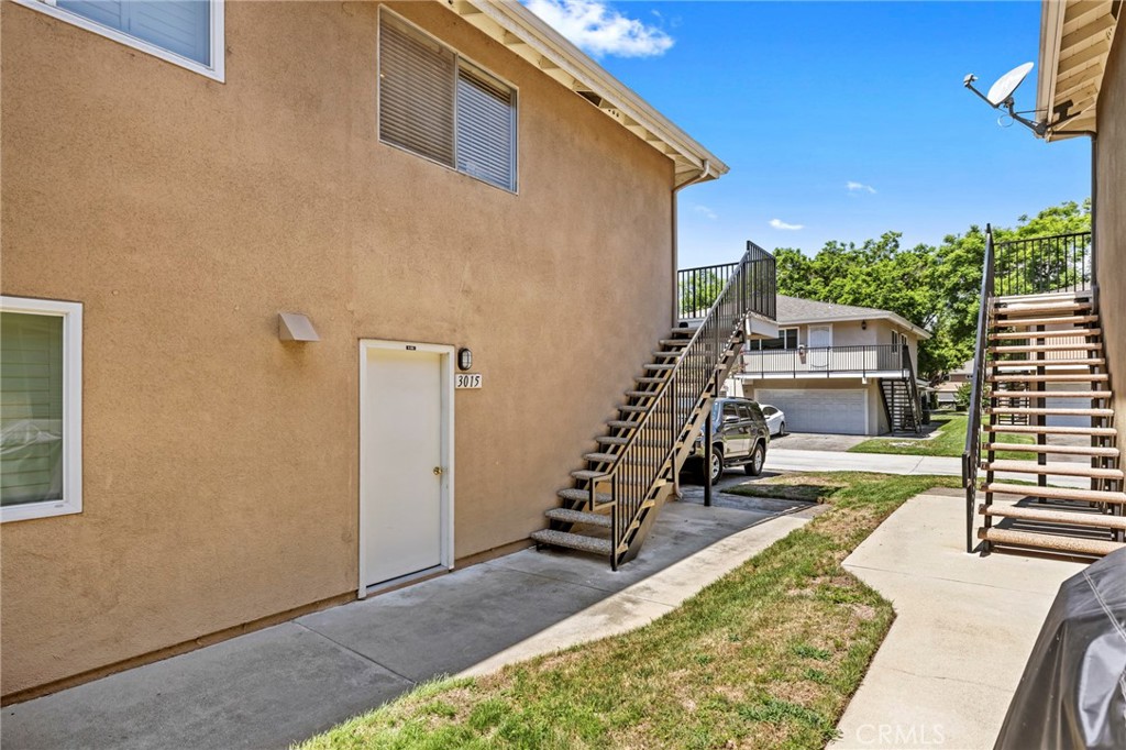 3015 Knollwood Avenue