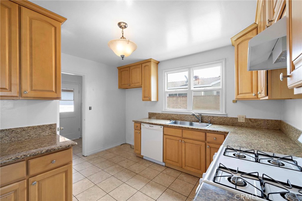 543 W Heber Street