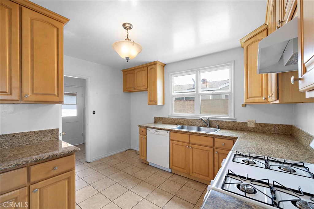543 W Heber Street