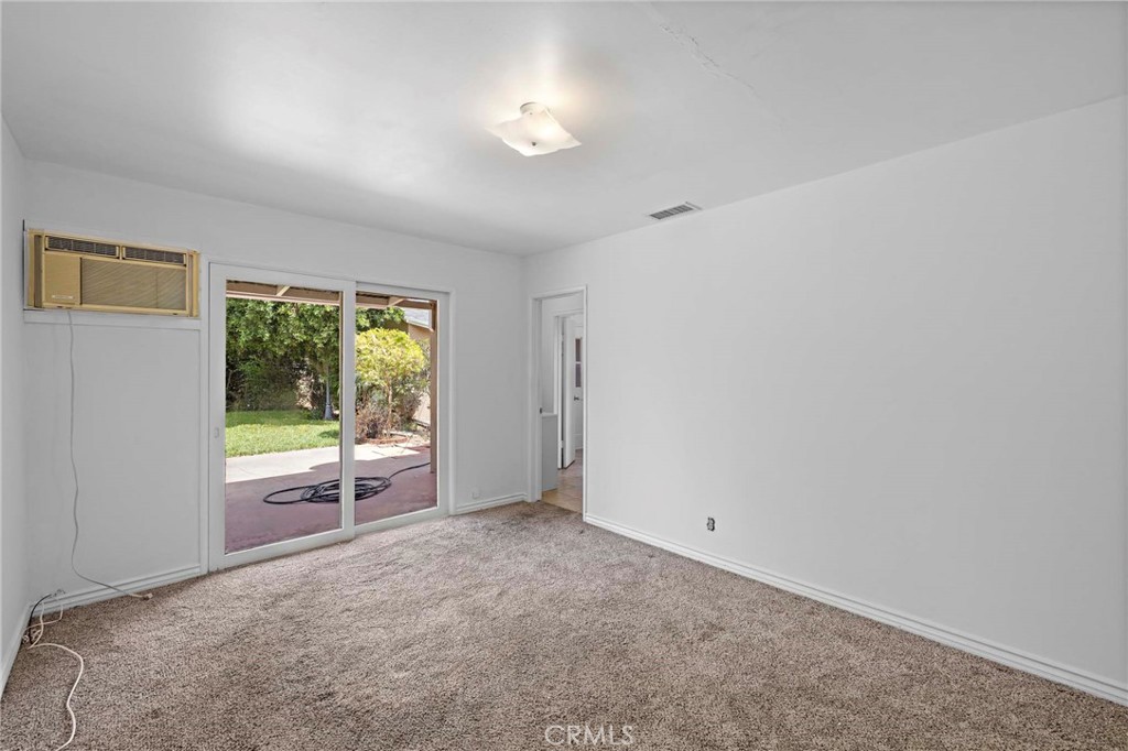 543 W Heber Street