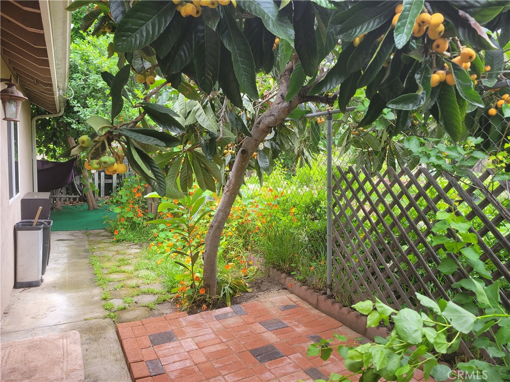 539 S Michillinda Avenue