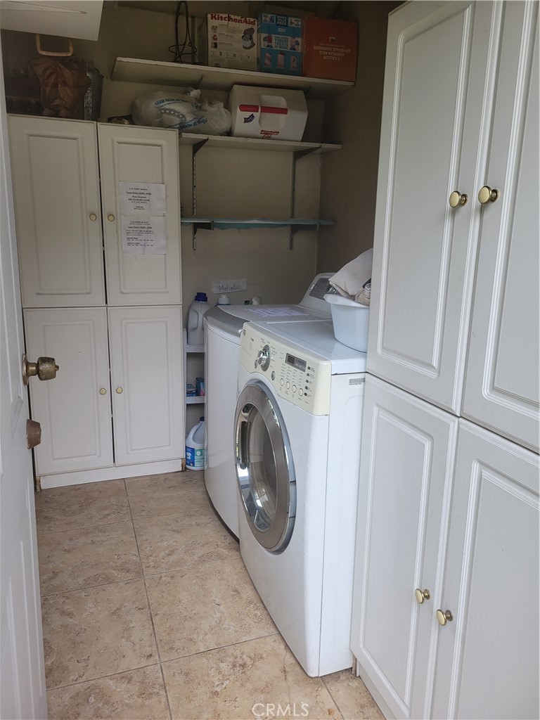 539 S Michillinda Avenue