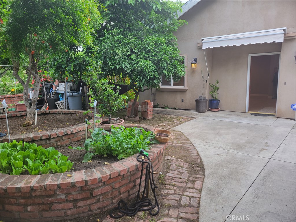 539 S Michillinda Avenue