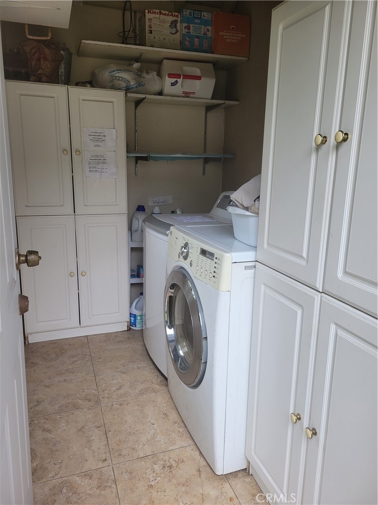 539 S Michillinda Avenue