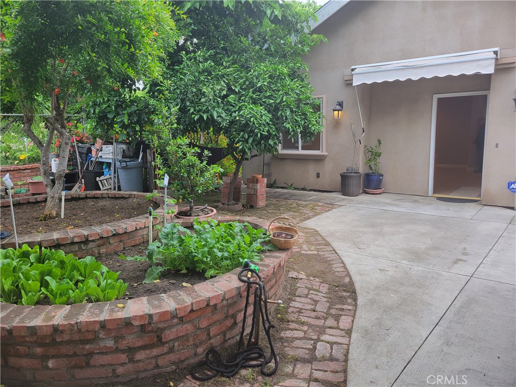 539 S Michillinda Avenue