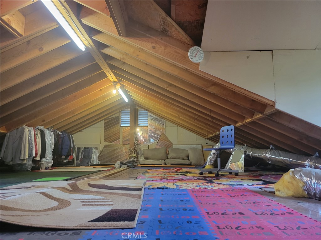 539 S Michillinda Avenue