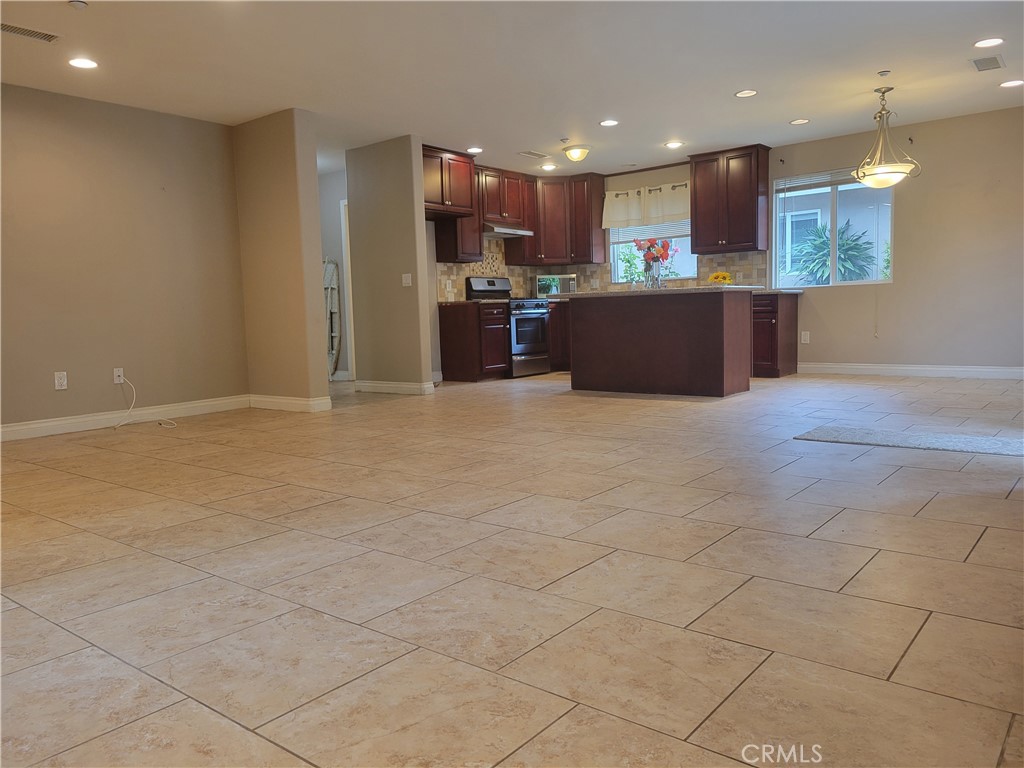 539 S Michillinda Avenue