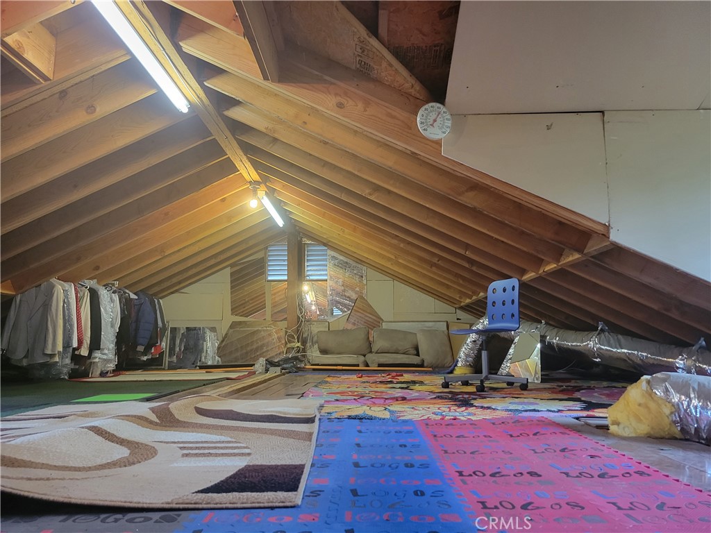 539 S Michillinda Avenue