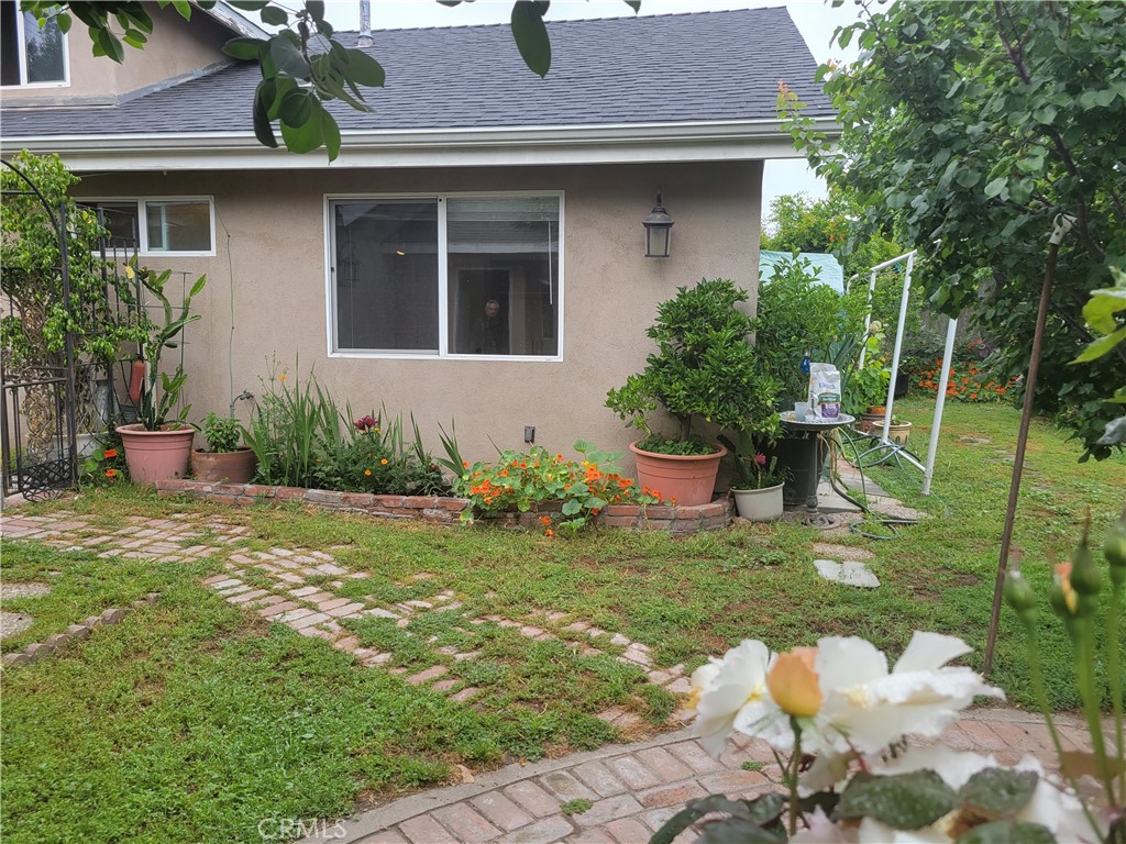 539 S Michillinda Avenue