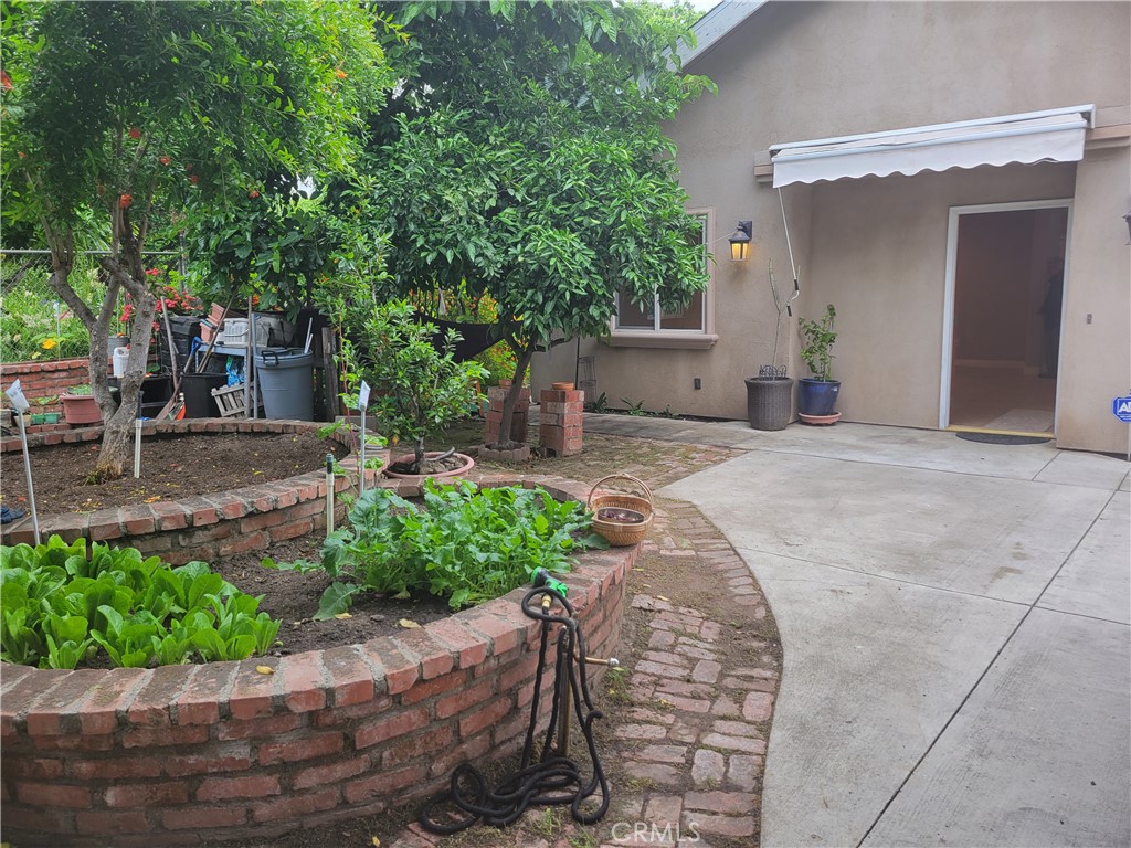 539 S Michillinda Avenue