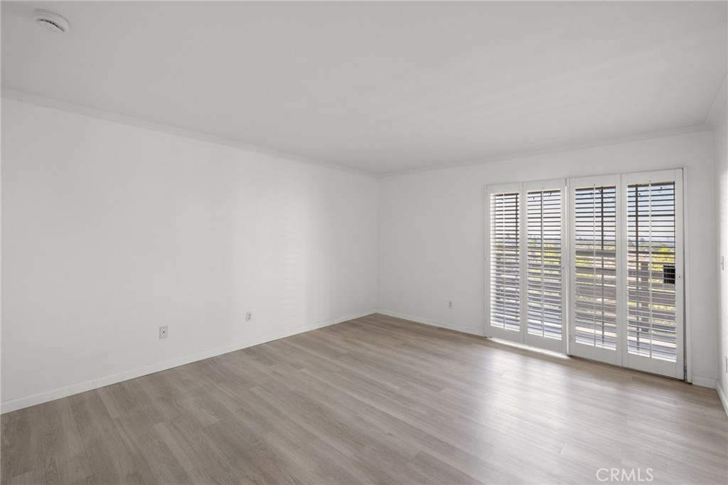 1053 Lakeview