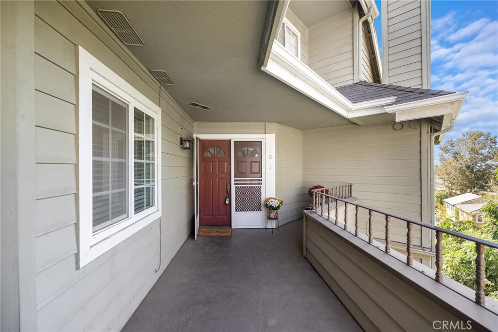 1053 Lakeview