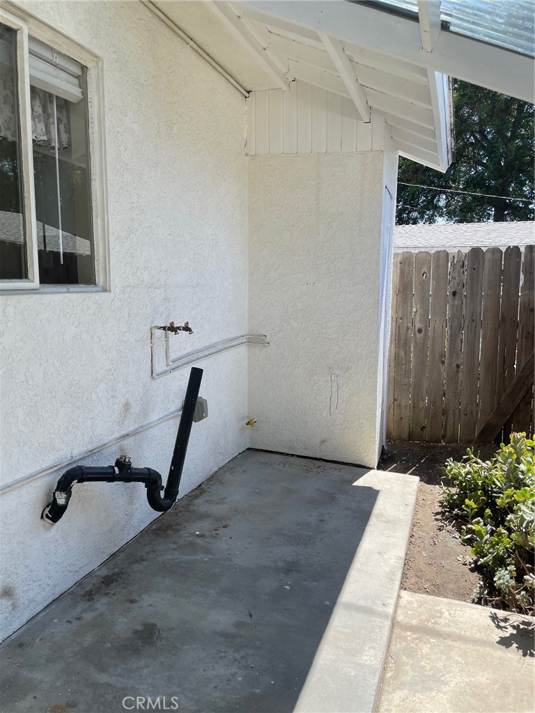 558 N Vermont Avenue N B