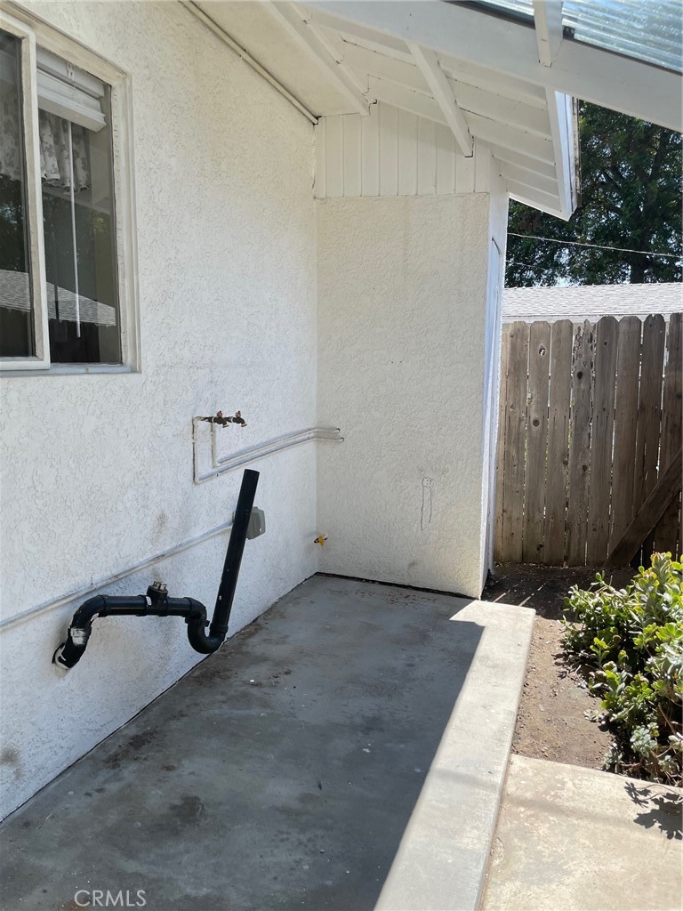 558 N Vermont Avenue N B