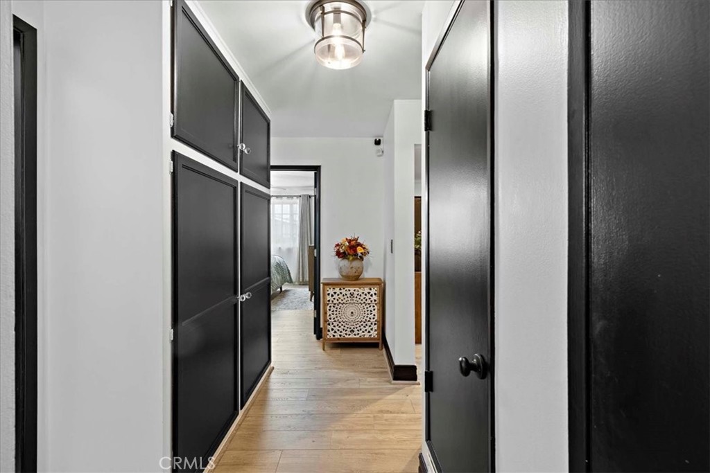 6932 San Joaquin