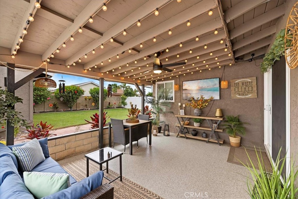 6932 San Joaquin