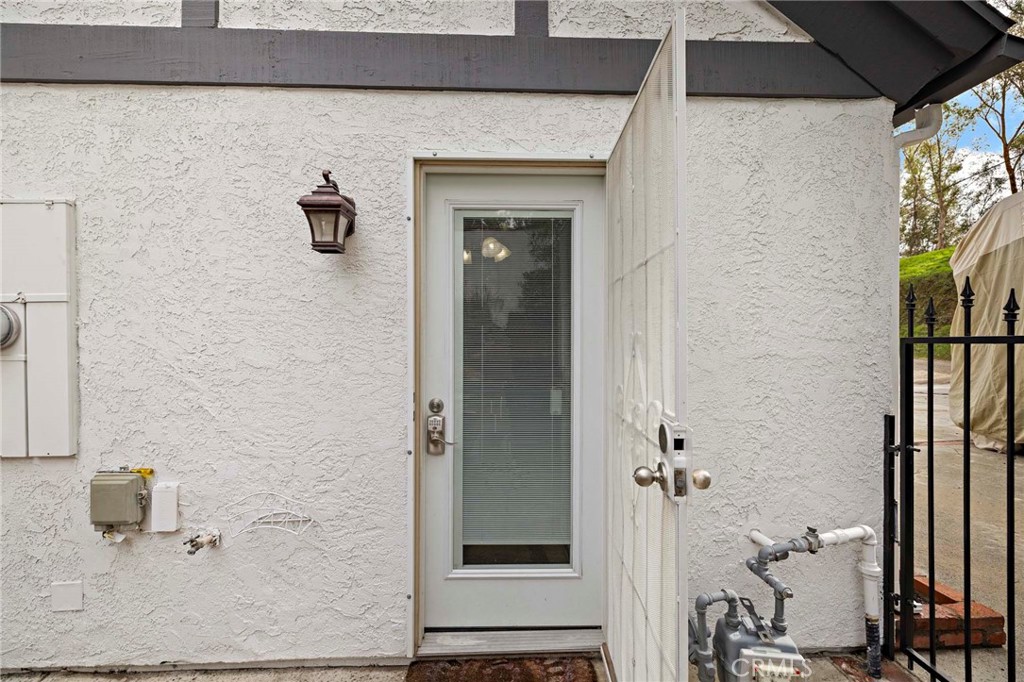 4744 Live Oak Canyon