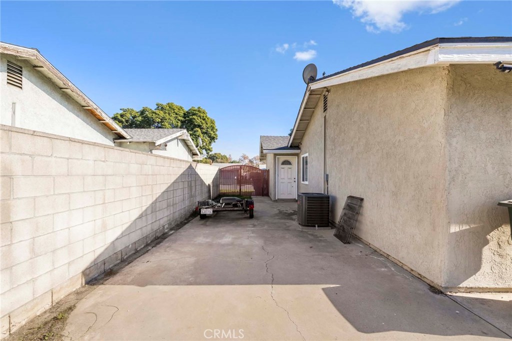 2844 S Cypress Point