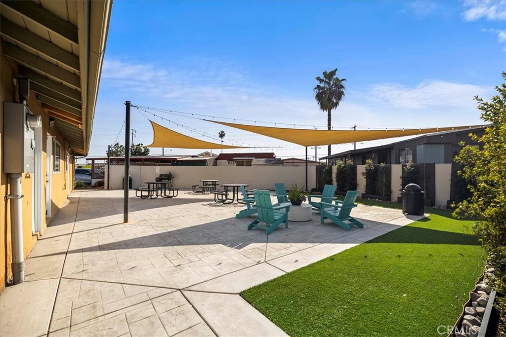 1081 W Arrow Highway 46