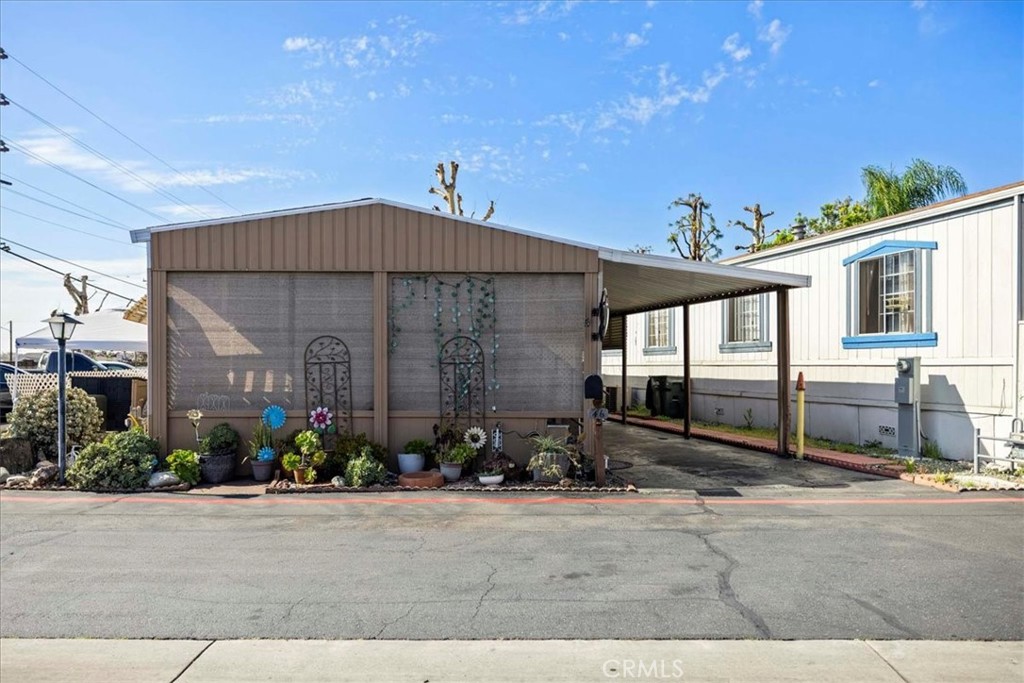 1081 W Arrow Highway 46