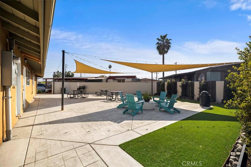 1081 W Arrow Highway 46