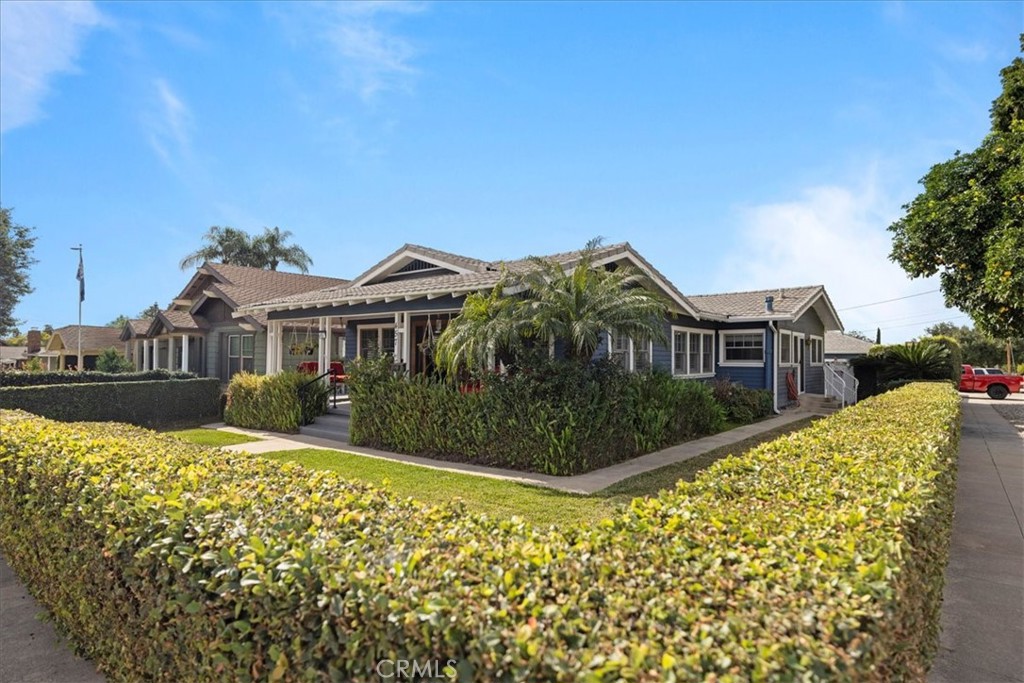 457 N Glendora Avenue