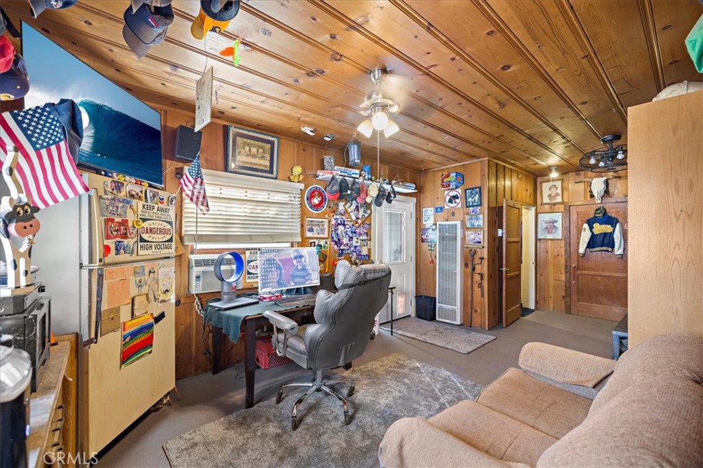 457 N Glendora Avenue