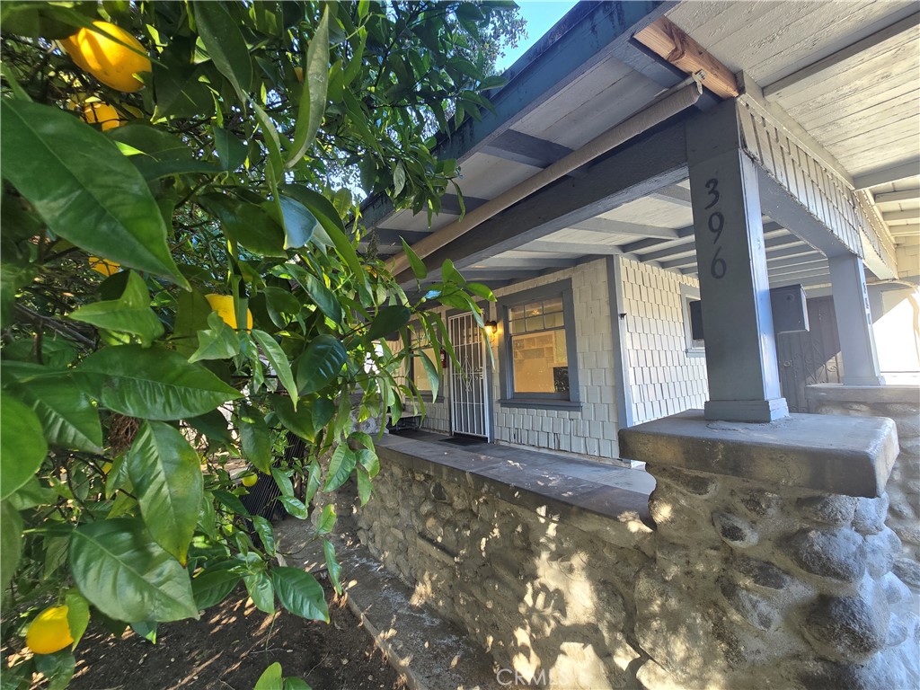 396 N Mentor Avenue 396