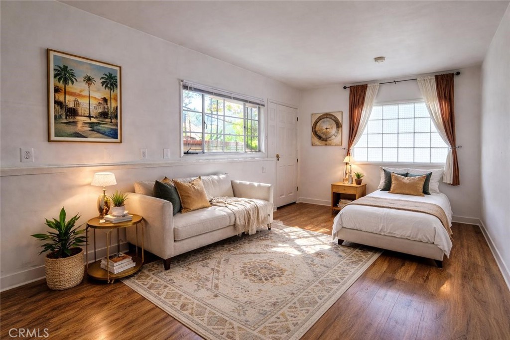 1210 Tyler Street 1/2