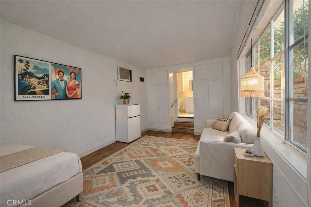 1210 Tyler Street 1/2