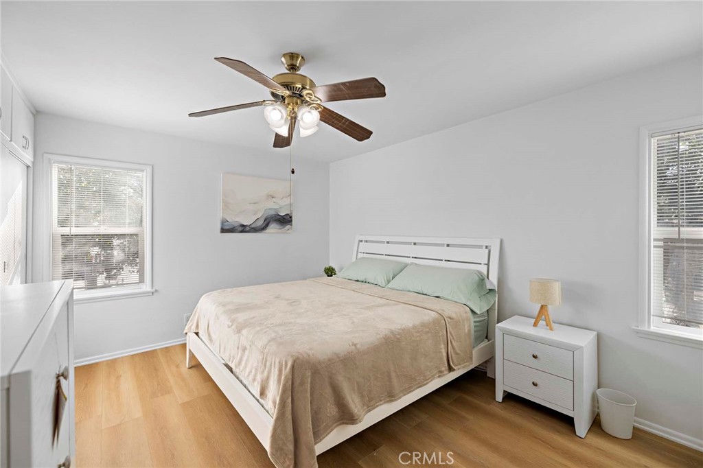 720 E Foothill