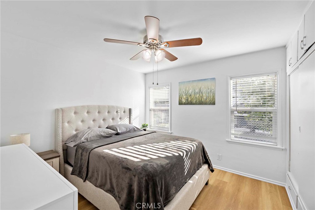 720 E Foothill