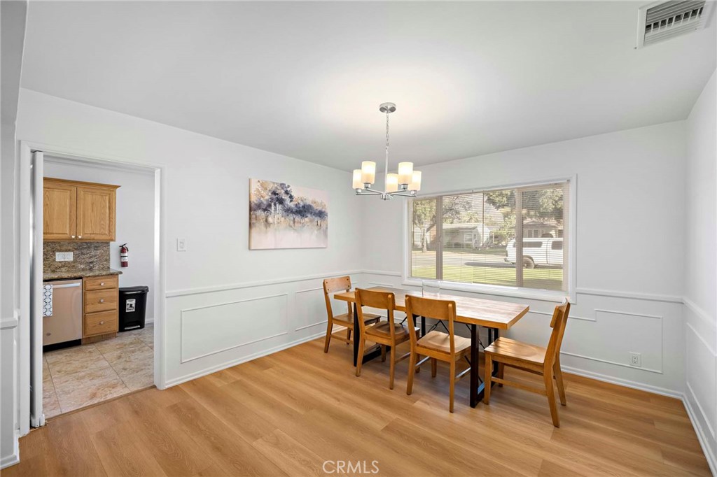 720 E Foothill