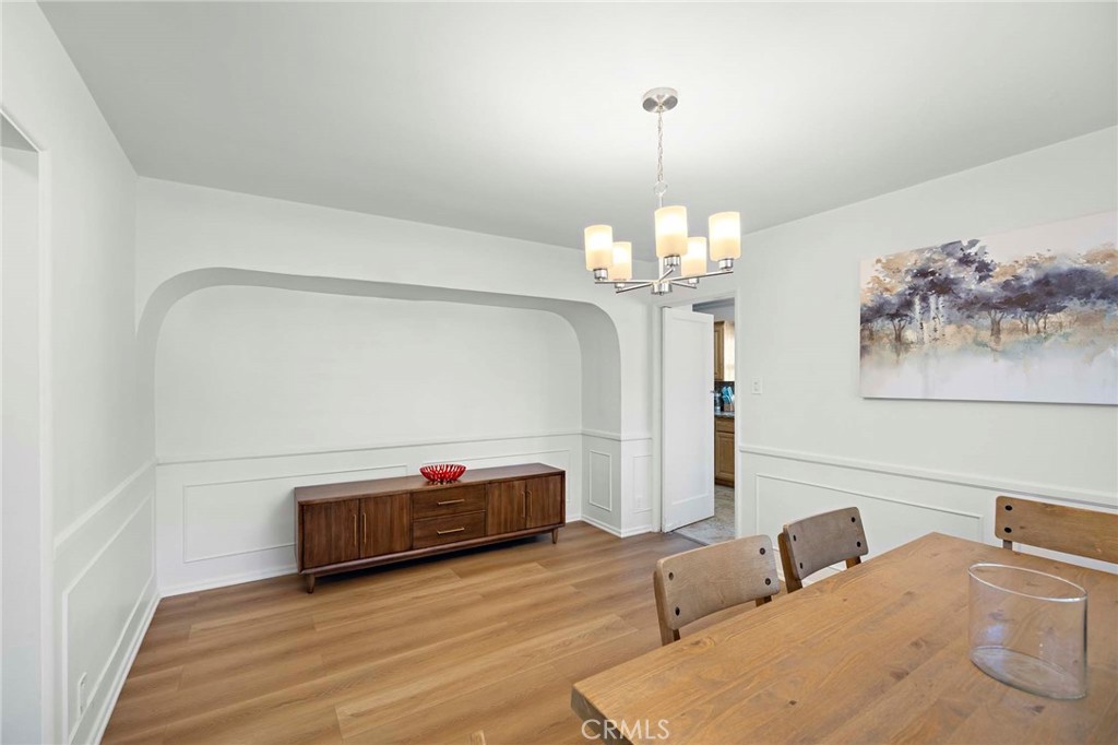 720 E Foothill